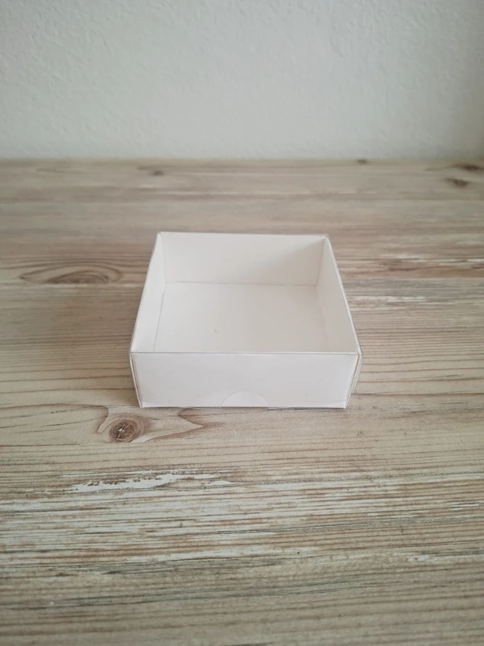 8×8×3 Beyaz kutu 50 adet - thelavendercandle.com